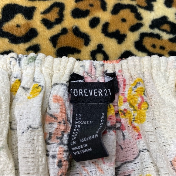 Forever 21 Floral Off Shoulder Top - Picture 3 of 3